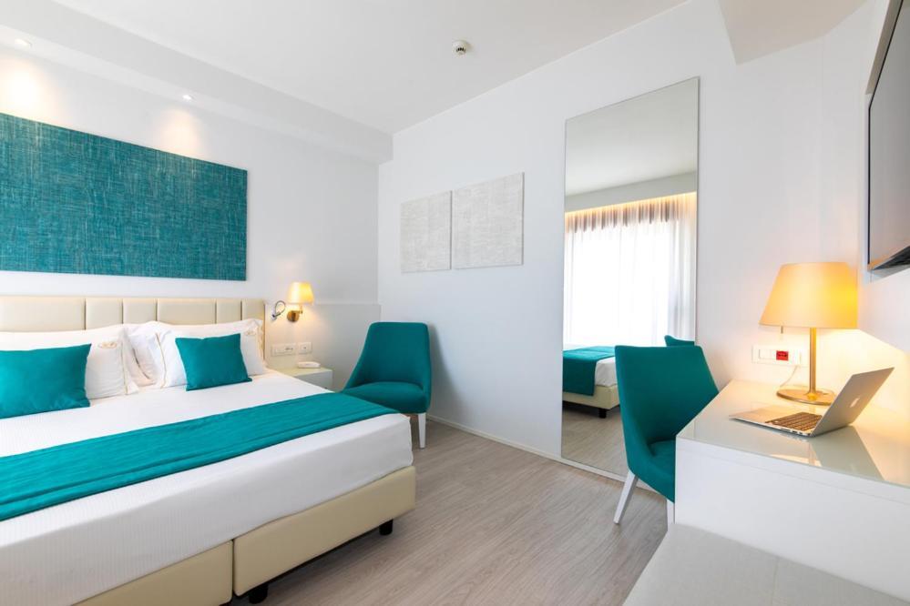 Hotel Imperia Lido di Jesolo Exterior photo